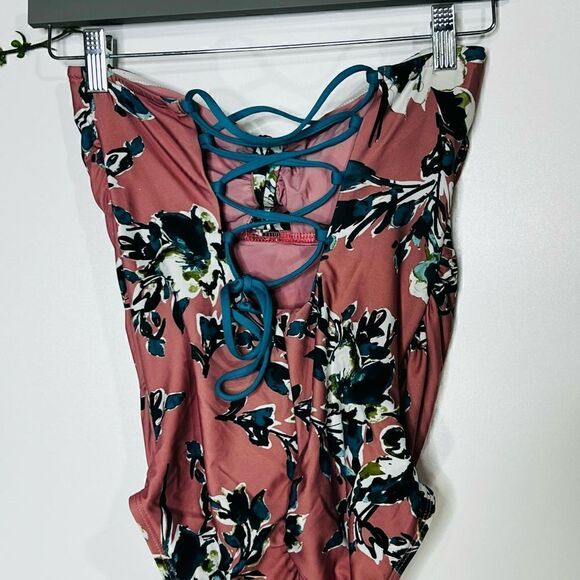 Splendid for A Pea in the Pod Maternity Pink Teal Floral Tie Back Swimsuit - Picture 3 of 10